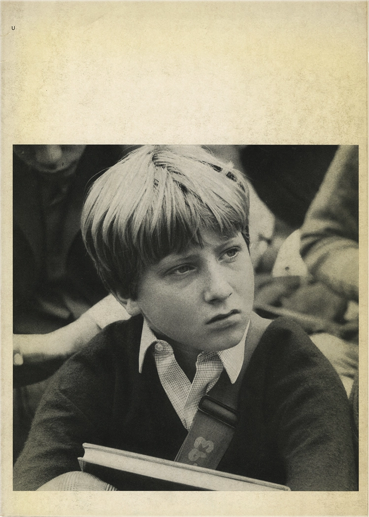 U, rivista redatta da A G Fronzoni e dai suoi Studenti di 3°anno del corso di Grafica Editoriale dell'Umanitaria, pubblicata nel 1969.