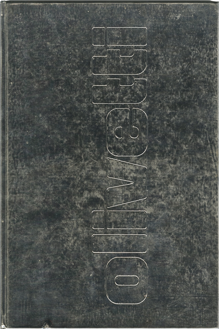 Olivetti, 1971. Il libro racconta l'identità visiva del marchio.