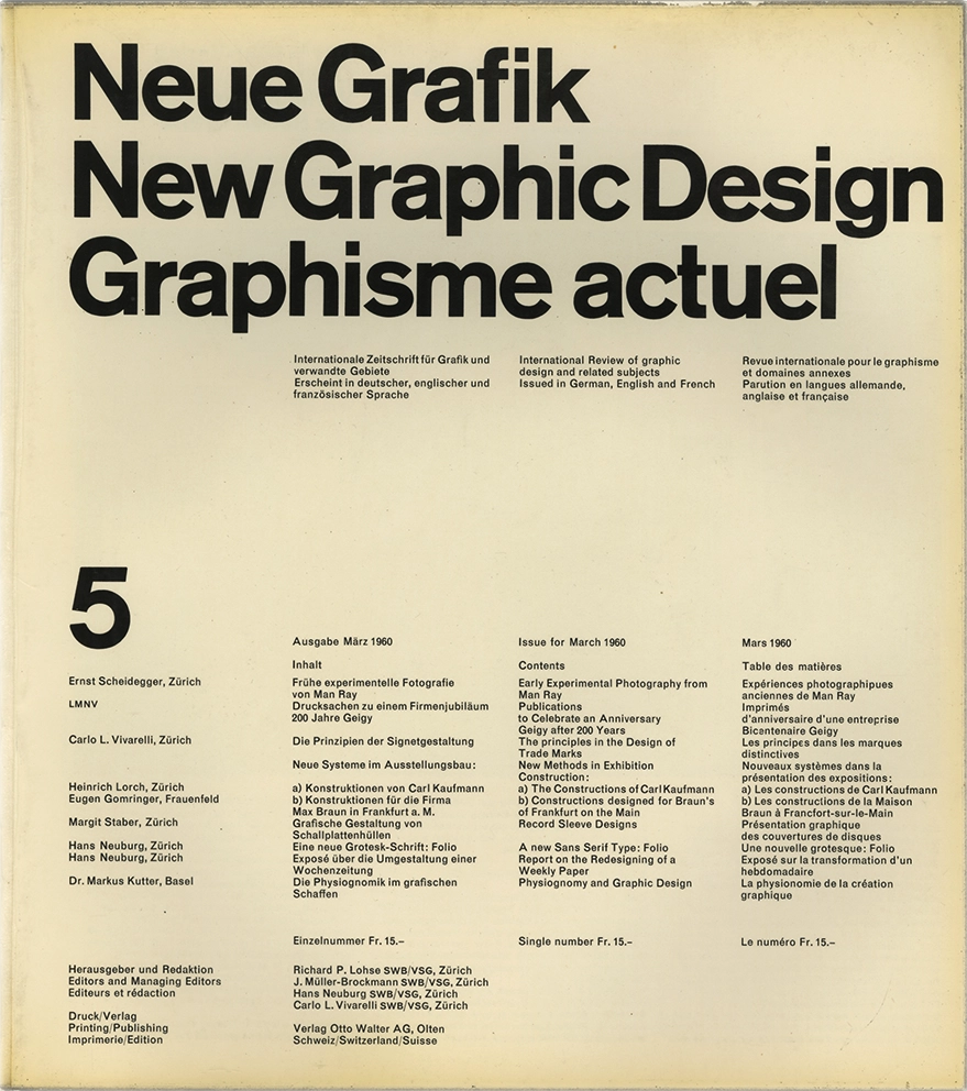 Neue Grafik n.5, International Review of graphic design and related subjects, R. P. Lohse; J. Muller-Brockmann; H. Neuburg; C. L. Vivarelli, Hans Neuburg, 1960, Verlag Otto Walter. Il quinto numero di Neue Grafik approfondisce il ruolo della fotografia e dell’identità visiva nella comunicazione grafica contemporanea. Si apre con un articolo introduttivo dedicato alla fotografia di Man Ray, riconosciuto come figura chiave nell’evoluzione dell’immagine sperimentale e artistica nel design. Seguono un contributo di Carlo L. Vivarelli sulla progettazione di marchi, in cui viene analizzato il processo di sintesi visiva e costruzione dell’identità aziendale, e un articolo tecnico sulla costruzione e l’assemblaggio di strutture espositive, che esplora i criteri funzionali e modulari per l’allestimento di mostre.